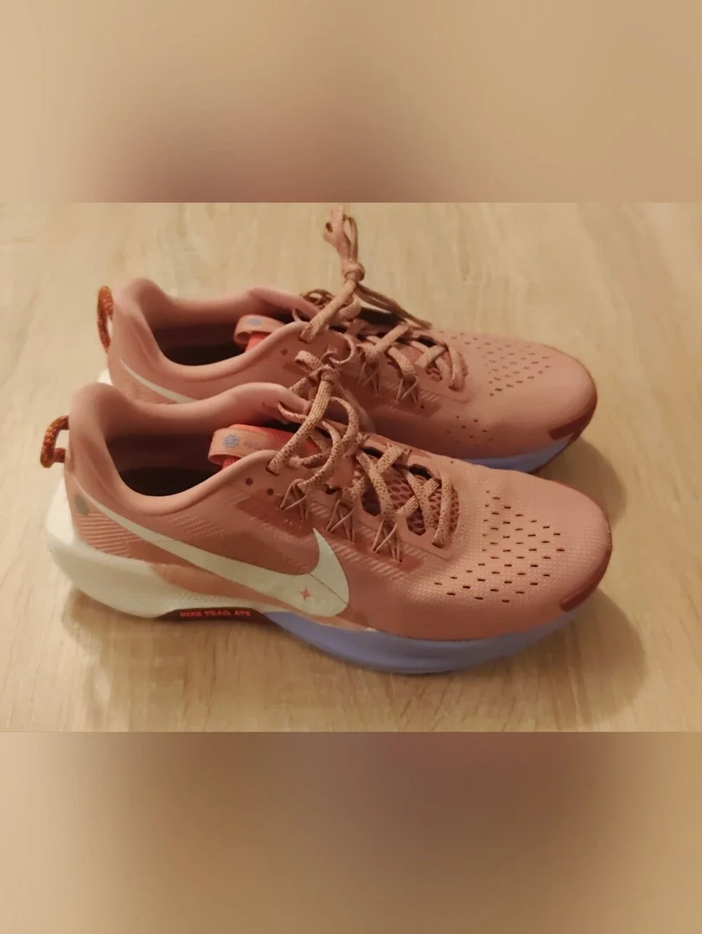 Nike lightweight trainers